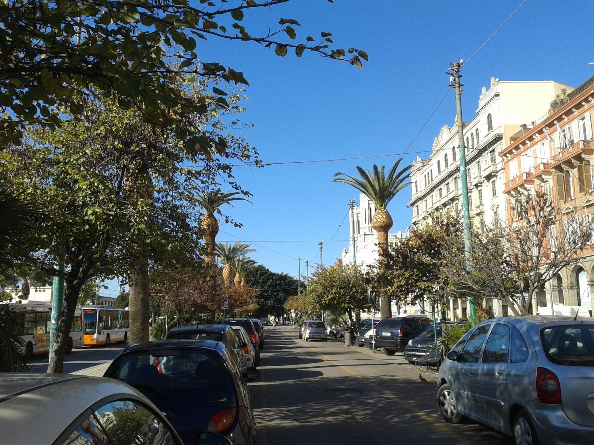 Hotel Due Colonne Cagliari Bagian luar foto